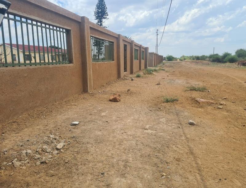 5 Bedroom Property for Sale in Mabopane North West